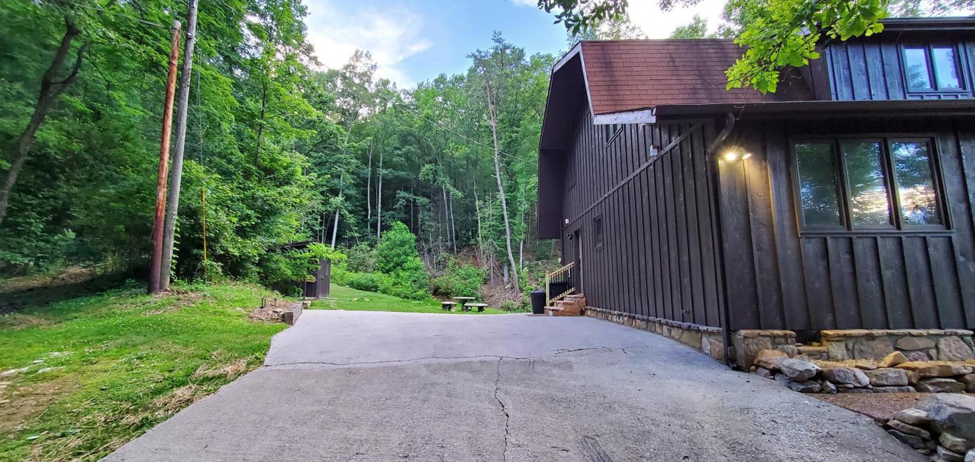 Lazy Bear Sevierville