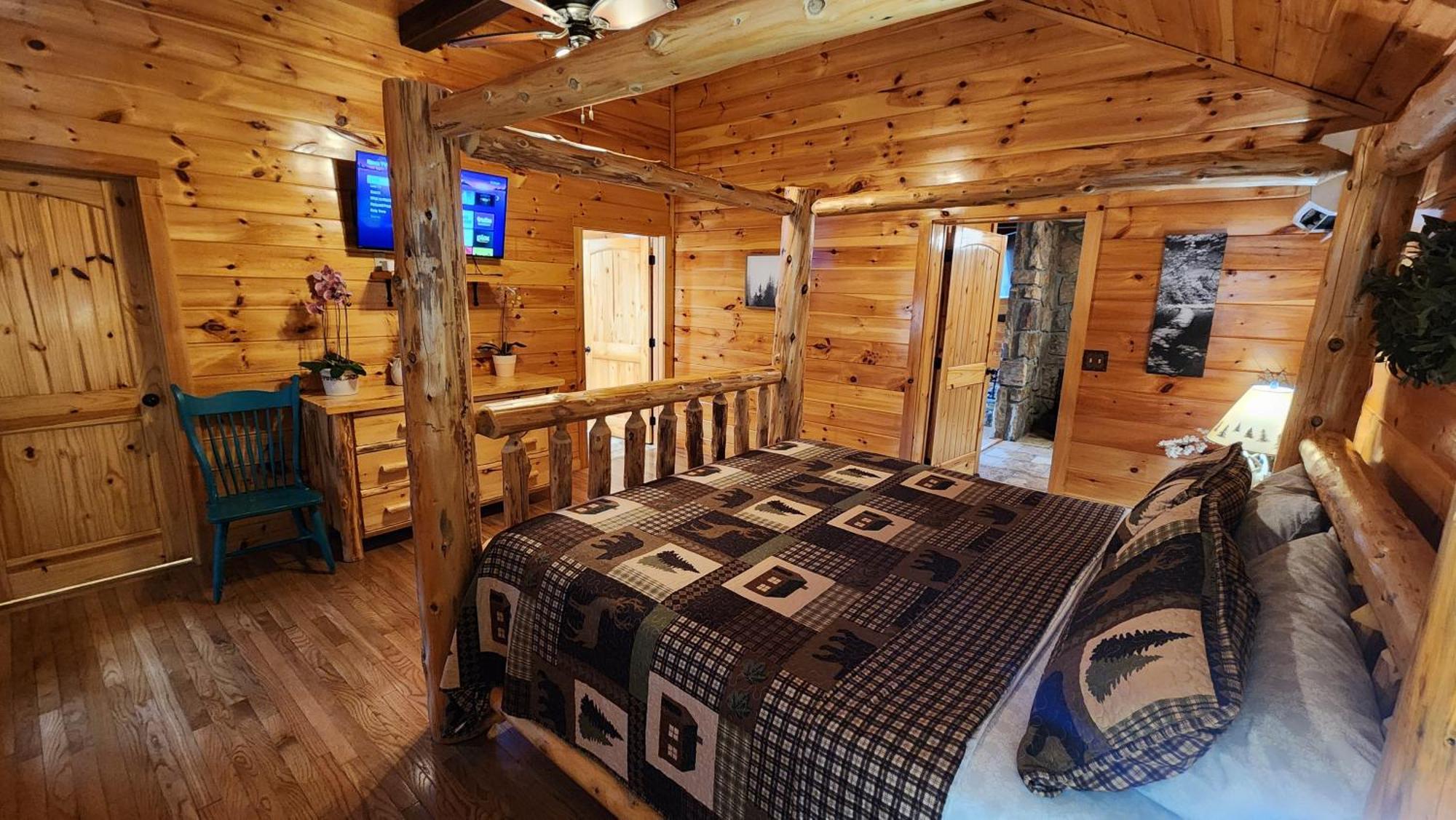 Lazy Bear Villa